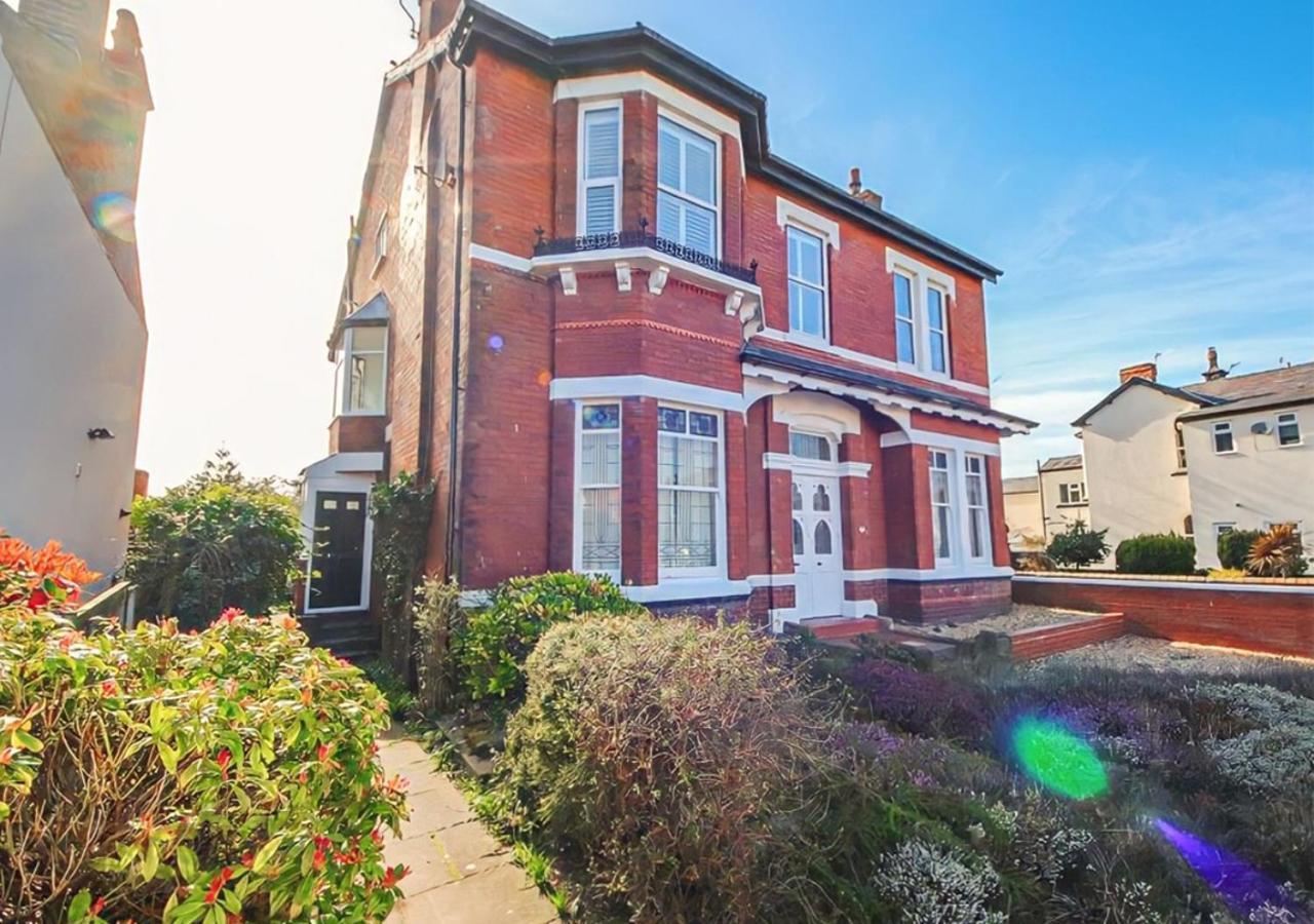 Spacious Victorian Birkdale With Garden Appartamento *